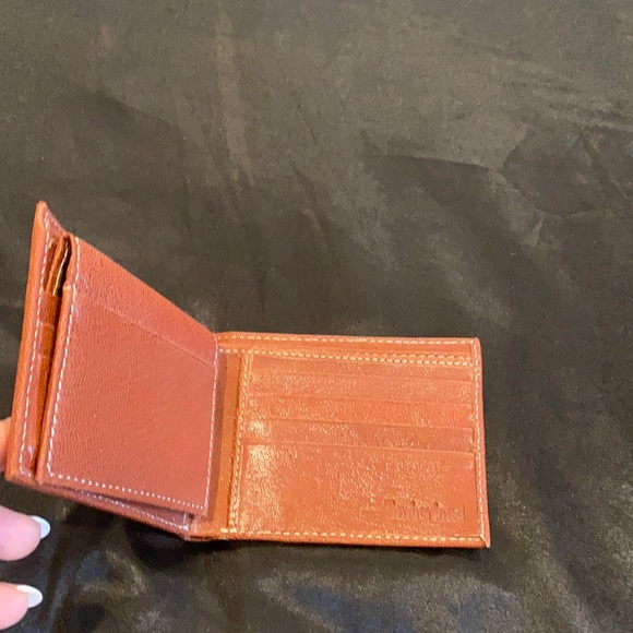 🍾CLOSET CLEAN OUT ACCEPTING ALL REASONABLE OFFERS🍾 - Picture 9 of 13